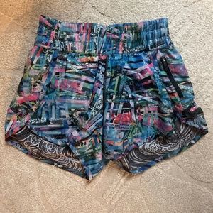 Lululemon Seawheeze 2018 Women’s Special Edition Tracker Short